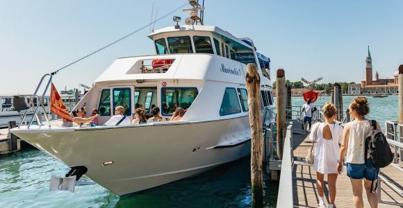 Venezia: tour in barca a Burano, Murano e Torcello con soffiatura del vetro