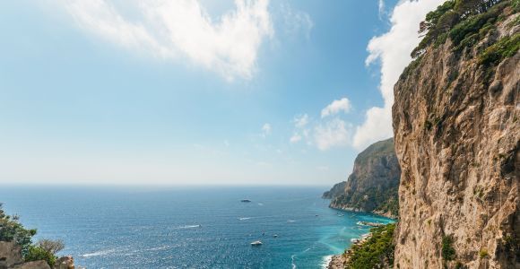 Desde Nápoles: barco turístico por el golfo de Nápoles y Capri
