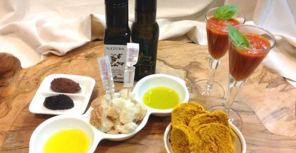 Wycieczka do tłoczni oliwek + degustacja w gospodarstwie w Apulii w pobliżu Lecce