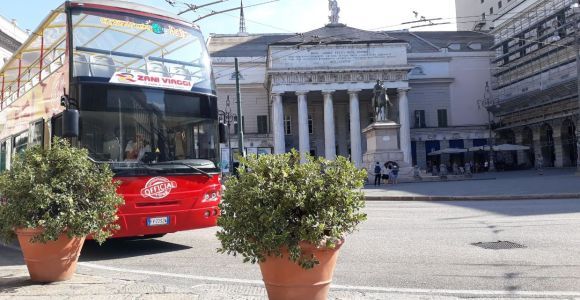 Genoa: Hop-on Hop-off Tour Ticket