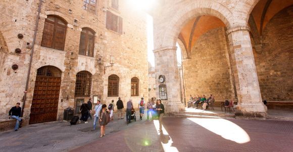 Da Firenze: tour di San Gimignano e Siena con degustazione di vino