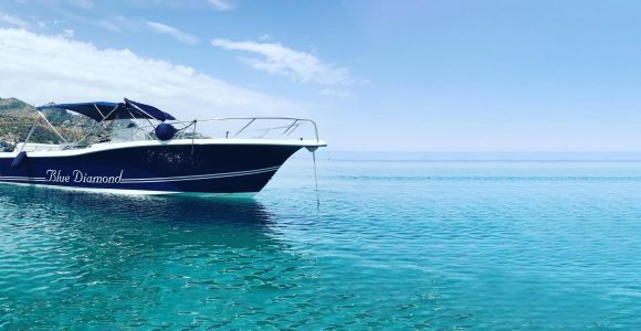 Ab Taormina: Bootstour bei Sonnenuntergang an der Küste und Delfinbeobachtung