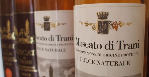 Visite à pied privée de Trani avec dégustation de vin Moscato