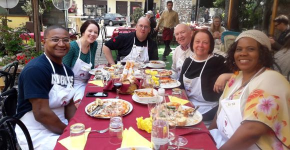 Taormina : demi-journée de cours de fabrication de pizzas