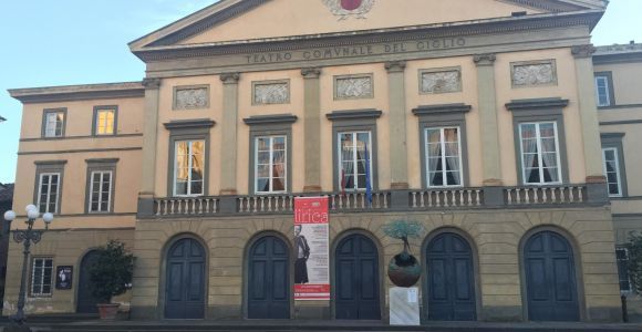 Lucca: Musical Walking Tour with Puccini Museum Visit