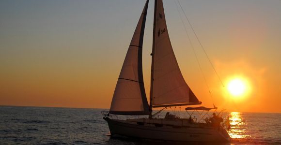 Bari: Halbtägiger Segeltörn entlang der apulischen Küste