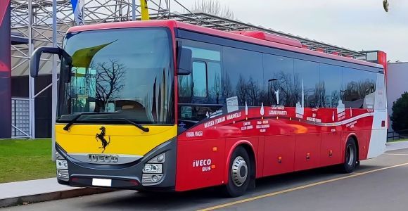 Módena: Traslado de ida y vuelta en autobús al Museo Ferrari de Maranello