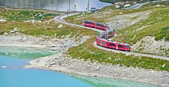 Von Mailand aus: Bernina-Bahn und Tagestour nach St. Moritz