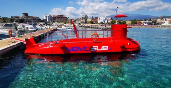 Джардини-Наксос: тур на полуподводной лодке в Изола-Белла