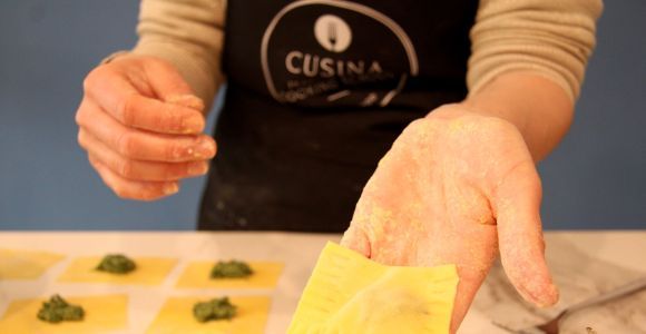 Lazise: Italian Cooking Lesson and Wine Tasting