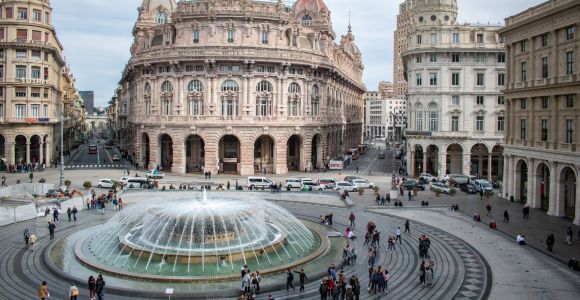Genova: prima passeggiata alla scoperta e tour a piedi di lettura