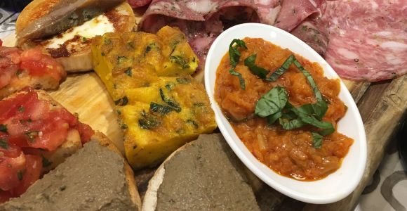 Siena: Recorrido gastronómico a pie con degustaciones