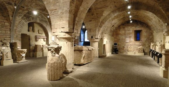 Asís: Cripta de San Rufino y Visita Subterránea del Foro Romano