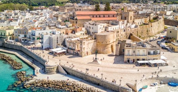 Otranto: Tour privato guidato a piedi con una guida certificata