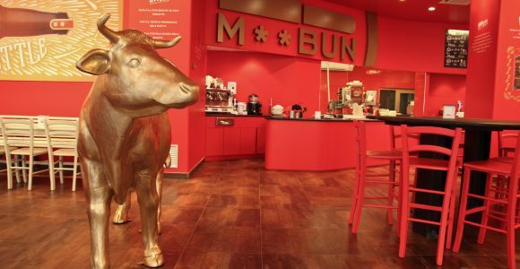 MBun Hamburger Shop und Offener Bus Turin