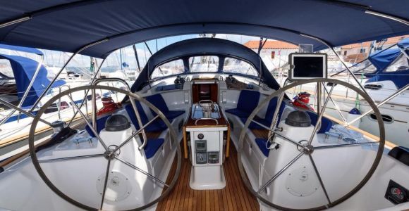 Catania: Crucero por la Costa de los Cíclopes con Aperitivo y Snorkel