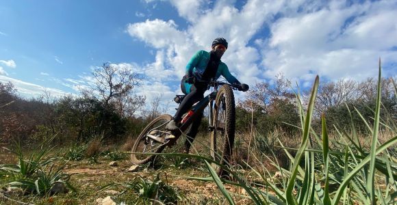 Bari: Mountainbike-Ausflug in den Mercadante-Wald