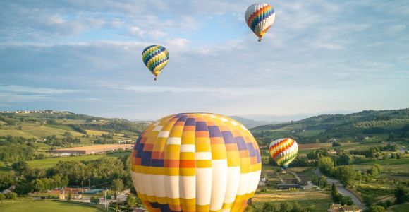 Vol d'une heure en montgolfière au-dessus de la Toscane depuis Lucques
