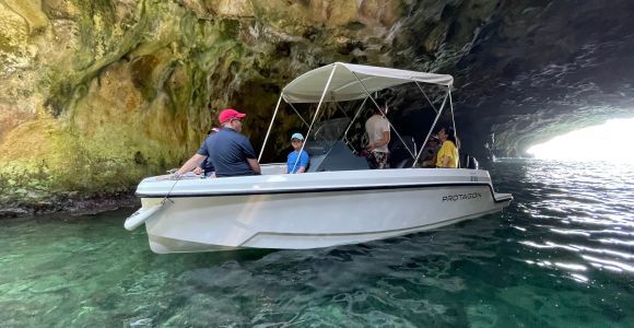 Polignano a Mare: Crucero por las Cuevas con un Spritz Italiano
