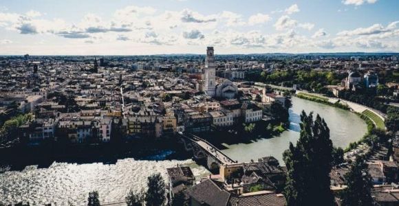 Vérone : Visite privée sur mesure avec un guide de la région