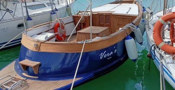 Bari mit dem Boot: Bewundere die Stadt vom Meer aus mit Aperitivo