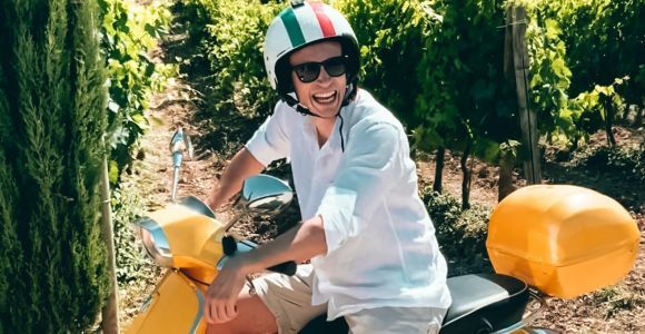 From Florence: Tuscany Small Group Vespa Tour with Lunch
