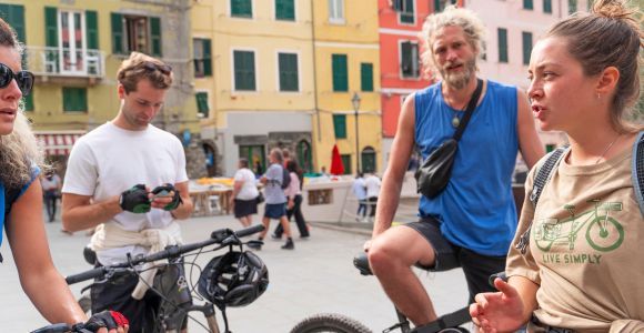 De Levanto : E-bike à travers les Cinque Terre jusqu'à Vernazza
